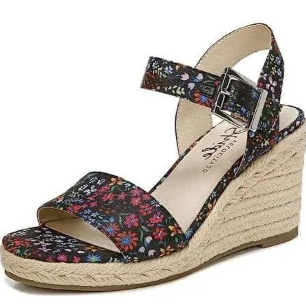 NWOT - Life Stride Women's Tango 2/Velocity 2.0 Floral Wedge
